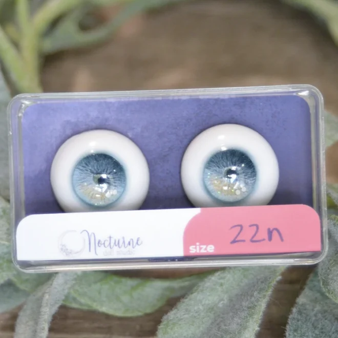 Eyes1